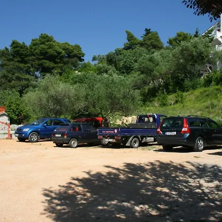 And By The Sea Palit, Rab - 5044 Guest house