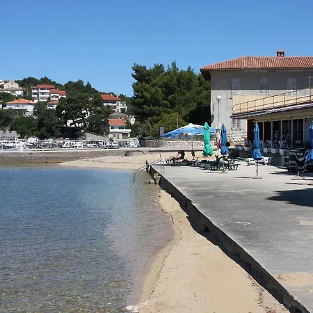 And By The Sea Palit, Rab - 5044 Guest house 3*