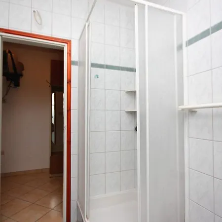 And By The Sea Palit, Rab - 5044 Palit