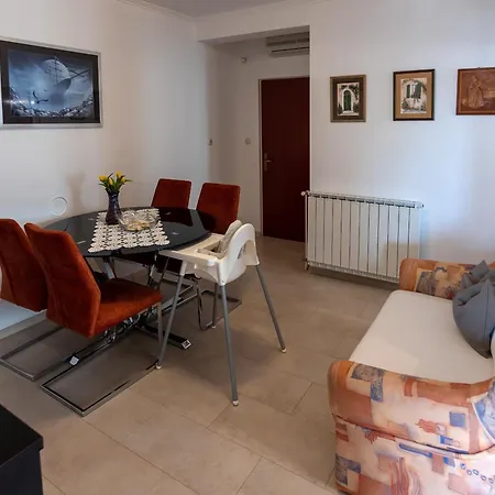 Pensionat And By The Sea - Rab - 5044 3*