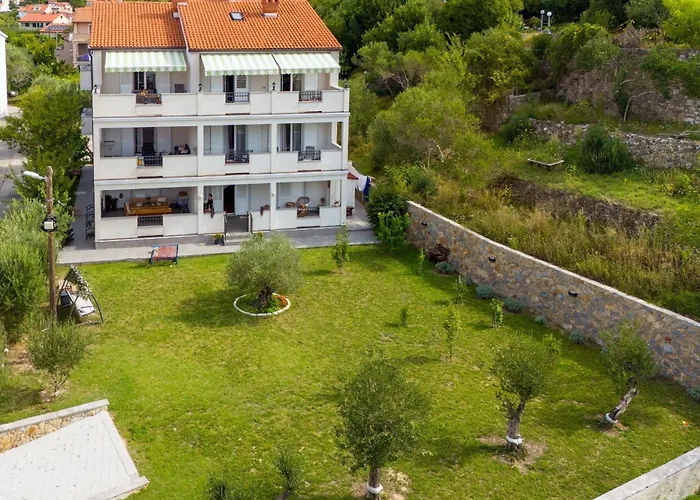 Pensionat And By The Sea - Rab - 5044 3*